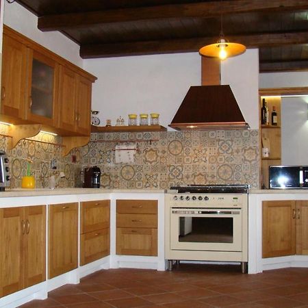 Bella Casa Con Giardino A 10 Minuti Dal Mare Leilighet Aglientu Eksteriør bilde